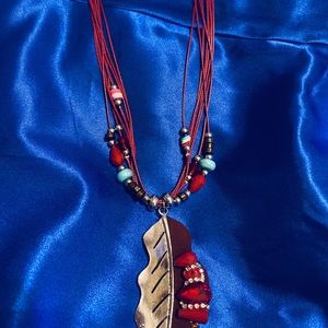 2 sets of fashion necklace